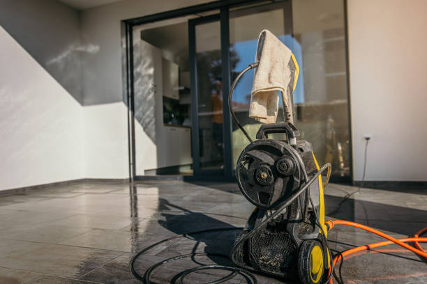 Animal Enclosure Cleaning in Andrews, TX
